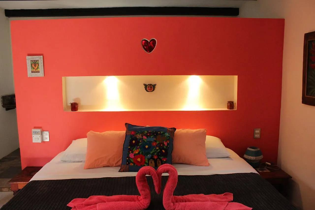 Bed and Breakfast Casa Selva Orquideas Macario Gomez Bed & Breakfast